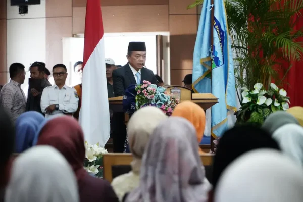 Gubernur Jambi Hadiri Sertijab Wali Kota Sungai Penuh 2025-2030